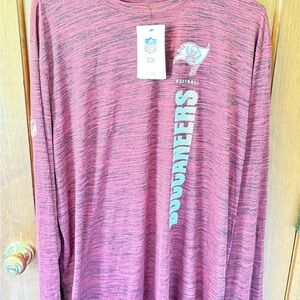 Nike NFL On Field Apparel- Buccaneers Long Sleeve Tee